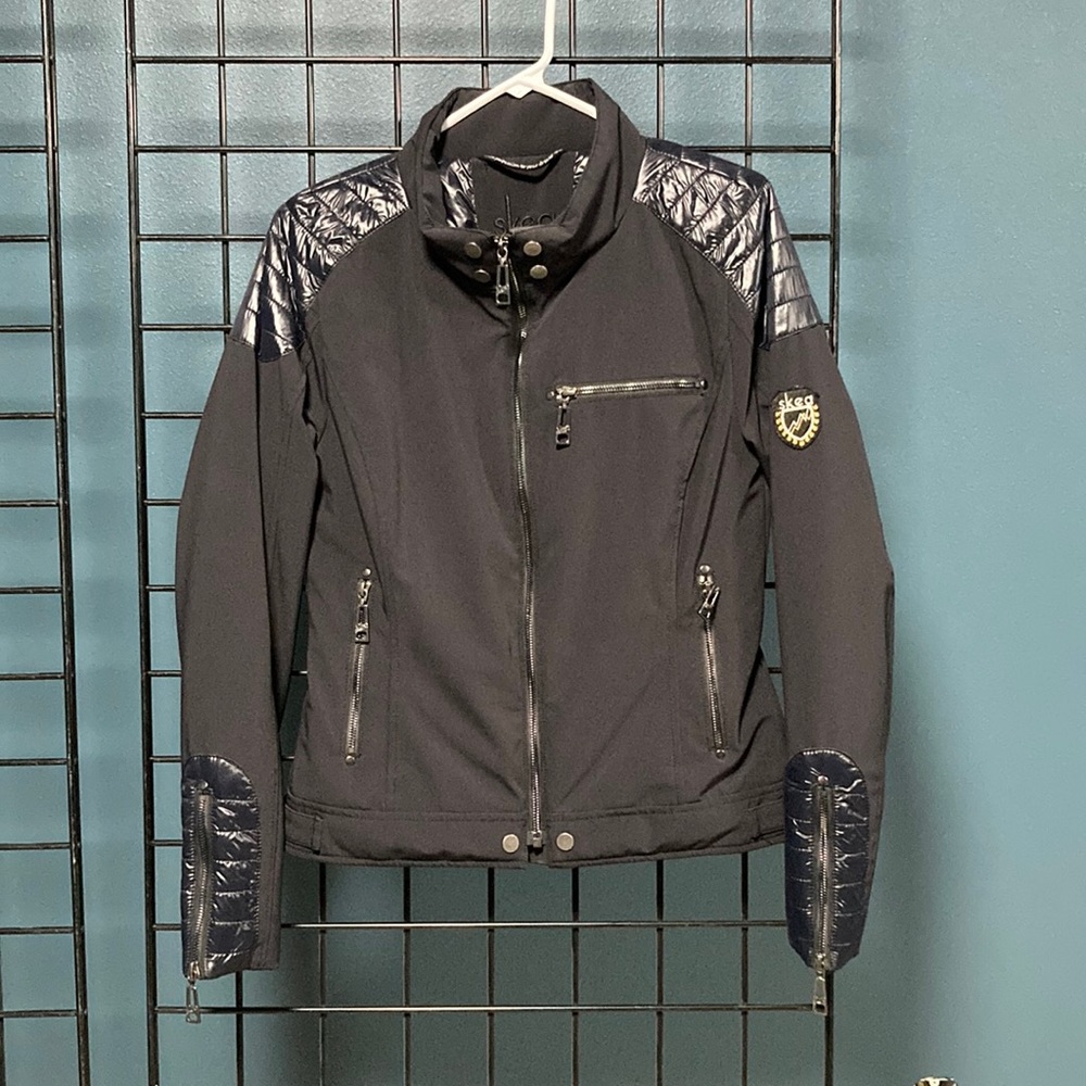 Winter coat. Size 6